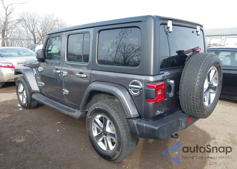 2022 Jeep Wrangler Unlimited Sahara 4X4 z USA, uszkodzony, nr VIN 1C4HJXEG1NW254559
